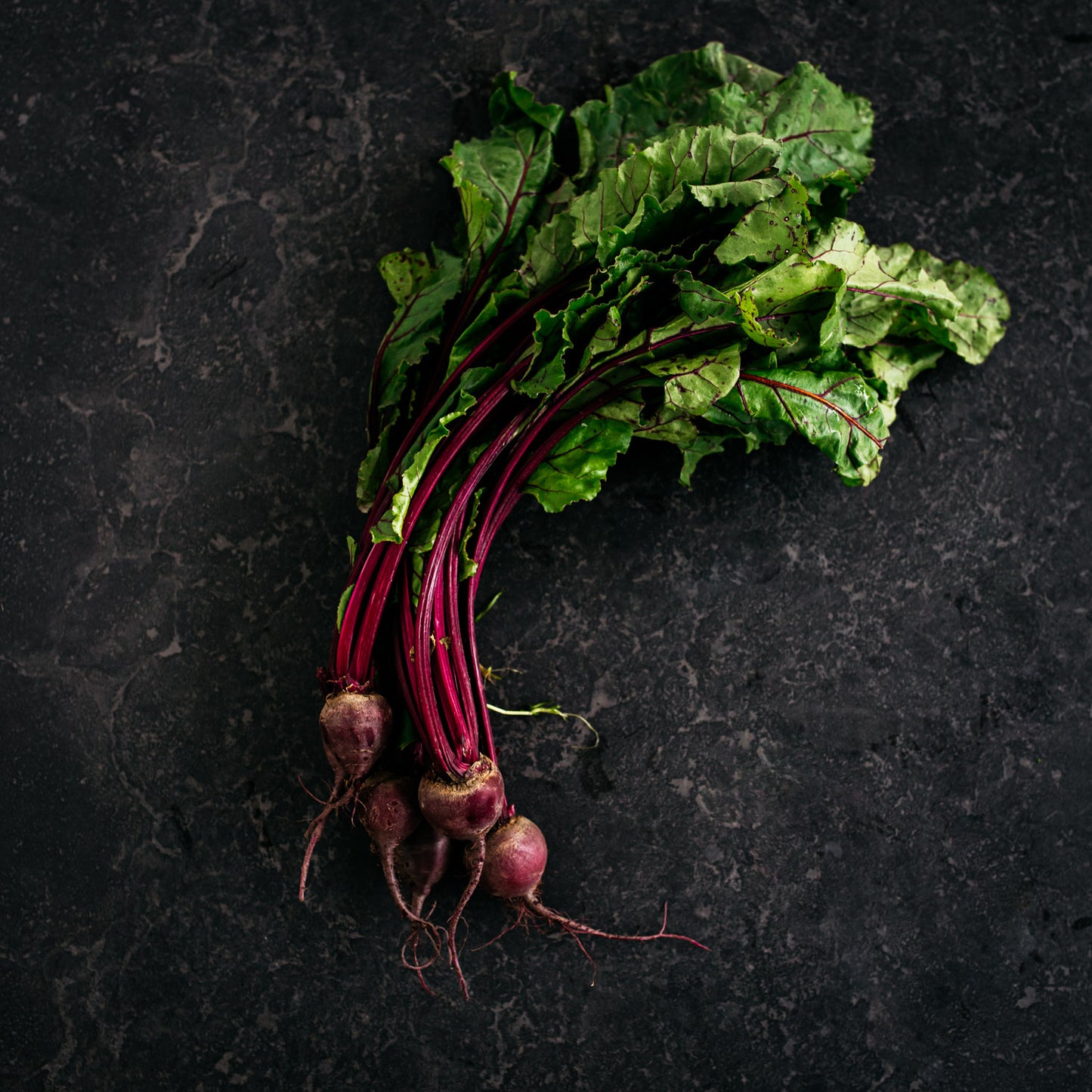 Beetroot Baby (Bunch)