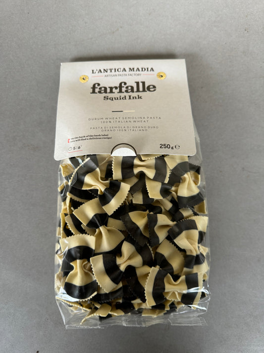 L’Antica Madia Farfalle Squid Ink