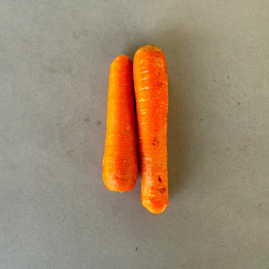 Organic Carrots (Each)