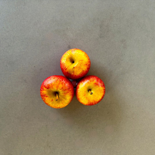Organic Apple (Each)